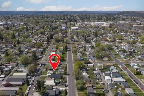 View/Area - 820 E Rowan Ave, Spokane, WA 99207 photo 8 of 10