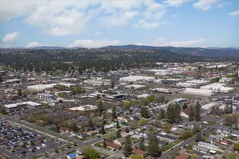 View/Area - 820 E Rowan Ave, Spokane, WA 99207 photo 10 of 10