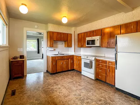 Kitchen - 2227 E 7th Ave, Spokane, WA 99202 photo 1 of 4