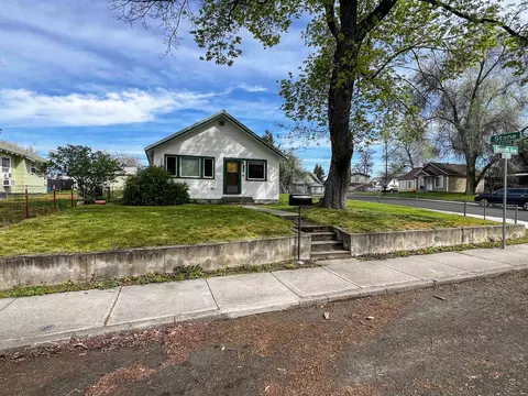 Exterior - 2227 E 7th Ave, Spokane, WA 99202 photo 3 of 12