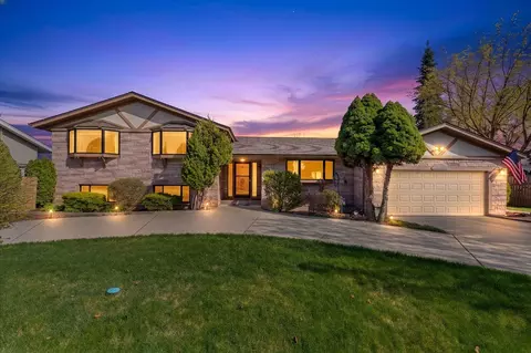 7910 N Panorama Dr, Spokane, WA 99208