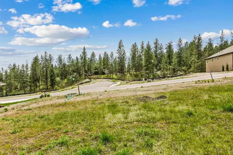 5110 N Scenic Ln, Spokane, WA 99212