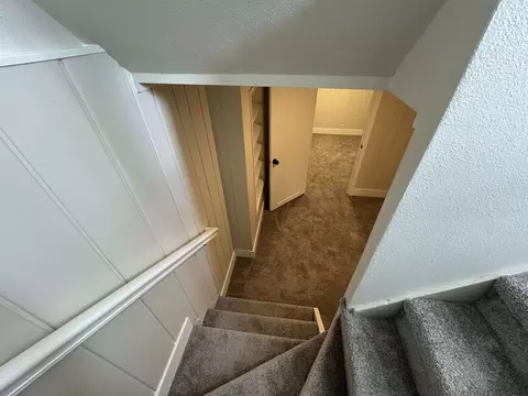 Entry Way - 1028 E 40th Ave, Spokane, WA 99203 photo 3 of 3
