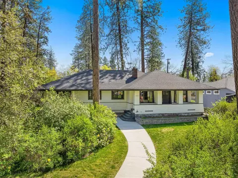 3327 S Tekoa St, Spokane, WA 99203