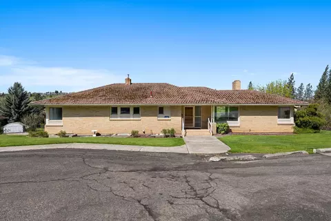 608 S G St, Colfax, WA 99111