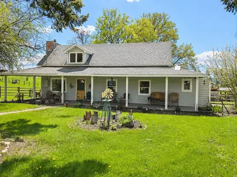 28628 N Dunn Rd, Chattaroy, WA 99003