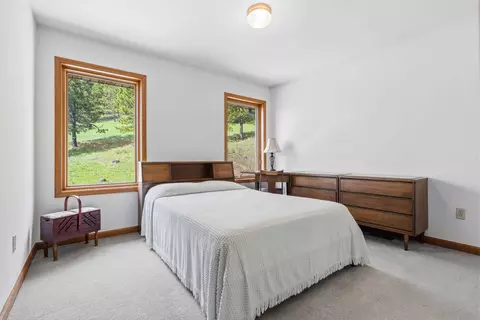 Bedroom - 17607 E Judkins Rd, Spokane, WA 99217 photo 2 of 3
