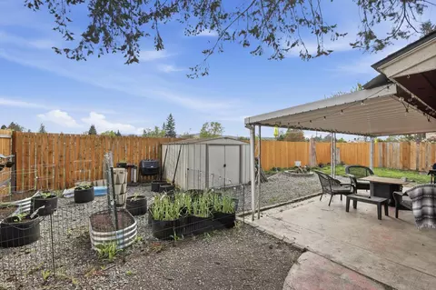 Exterior - 10720 E 10722 E Springfield Ave, Spokane Valley, WA 99206 photo 5 of 6