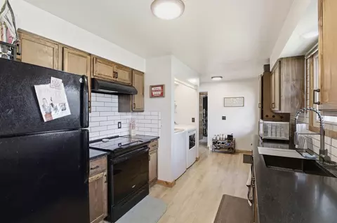 Kitchen - 10720 E 10722 E Springfield Ave, Spokane Valley, WA 99206 photo 2 of 8