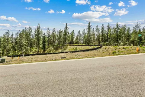 5107 Scenic Ln, Spokane, WA 99212