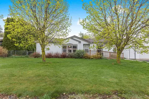 4904 N Kari Rd, Otis Orchards, WA 99027