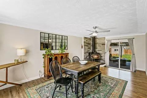 Dining - 1805 E Central Ave, Spokane, WA 99208 photo 2 of 2