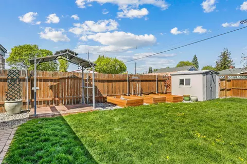 Exterior - 1805 E Central Ave, Spokane, WA 99208 photo 5 of 7