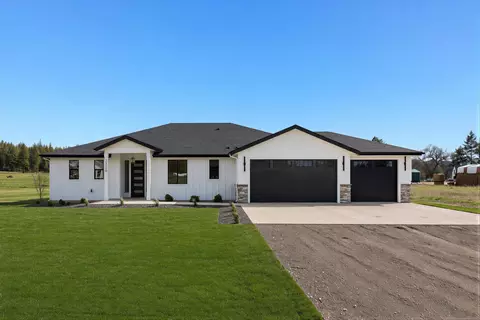 3942 M Garden Spot Rd, Loon Lake, WA 99148