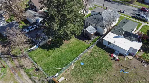 View/Area - 1823 E 5th Ave, Spokane, WA 99202 photo 2 of 3