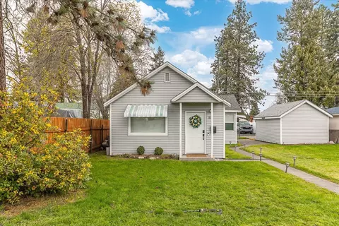 811 Everett Ave, Spokane, WA 99207