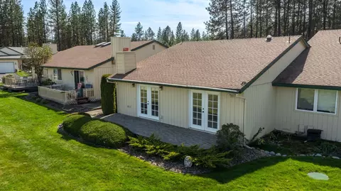 7506 W Johannsen Ln, Nine Mile Falls, WA 99026