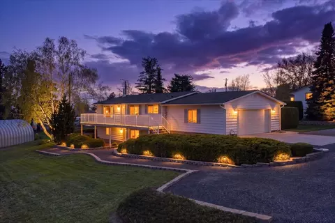 235 N Spangle Ave, Spangle, WA 99031