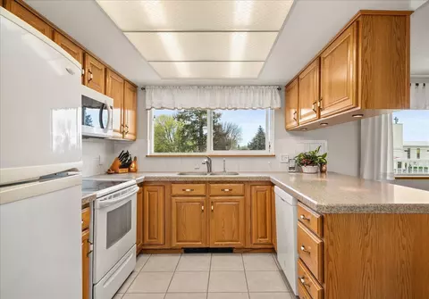 Kitchen - 235 N Spangle Ave, Spangle, WA 99031 photo 1 of 2