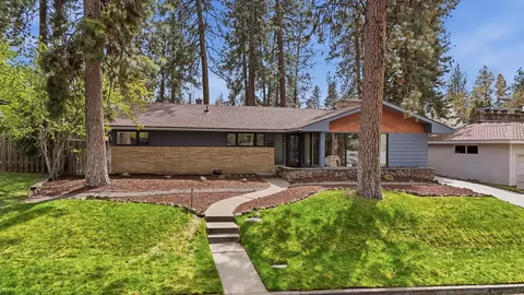 Exterior - 1628 E 36th Ave, Spokane, WA 99203 photo 3 of 3