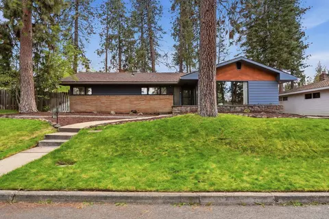 Exterior - 1628 E 36th Ave, Spokane, WA 99203 photo 1 of 3