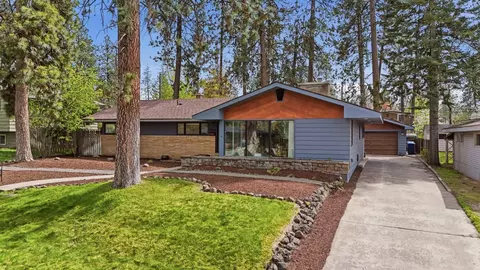 Exterior - 1628 E 36th Ave, Spokane, WA 99203 photo 2 of 3