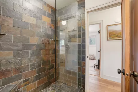 Bath - 1628 E 36th Ave, Spokane, WA 99203 photo 2 of 3