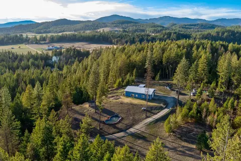 2559 United Copper Mine Rd #F, Chewelah, WA 99109