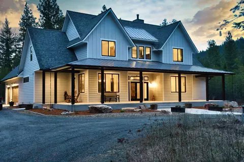 3801 Meadowlark Way, Loon Lake, WA 99148