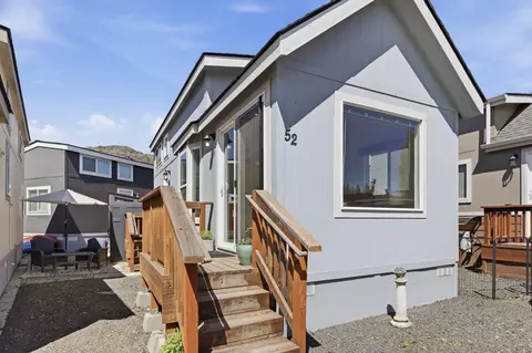 18617 W Williams Lake Rd # 52, Cheney, WA 99004