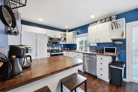 Kitchen - 4134 E 33rd Ave, Spokane, WA 99223 photo 1 of 3
