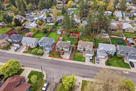 View/Area - 4134 E 33rd Ave, Spokane, WA 99223 photo 2 of 9