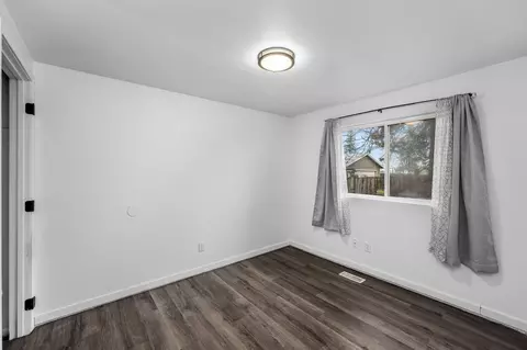 Bedroom - 1303 E Dalke Ave, Spokane, WA 99208 photo 3 of 3