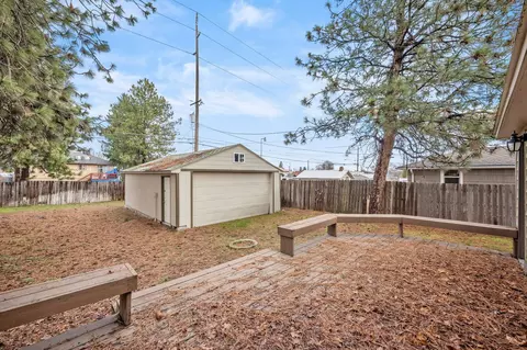 Exterior - 1303 E Dalke Ave, Spokane, WA 99208 photo 3 of 10