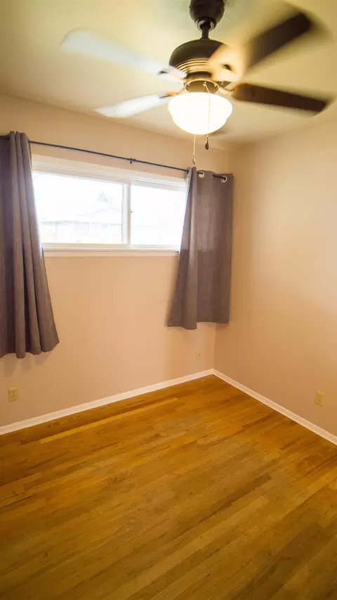 Bedroom - 604 E Queen Ave, Spokane, WA 99207 photo 3 of 8