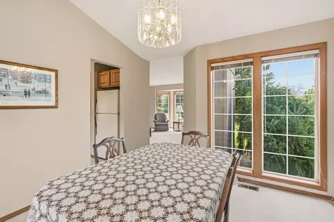 Dining - 3319 E 65th Ave, Spokane, WA 99223 photo 3 of 4