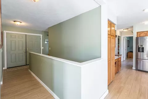 Entry Way - 21 W Chattaroy Rd, Colbert, WA 99005 photo 1 of 2