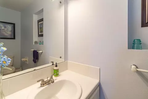 Bath - 21 W Chattaroy Rd, Colbert, WA 99005 photo 3 of 5