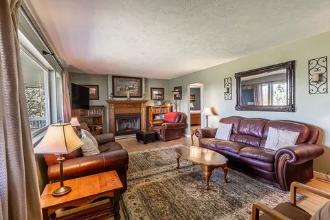 Living - 21 W Chattaroy Rd, Colbert, WA 99005 photo 1 of 3
