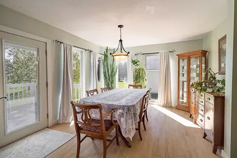Dining - 21 W Chattaroy Rd, Colbert, WA 99005 photo 1 of 2