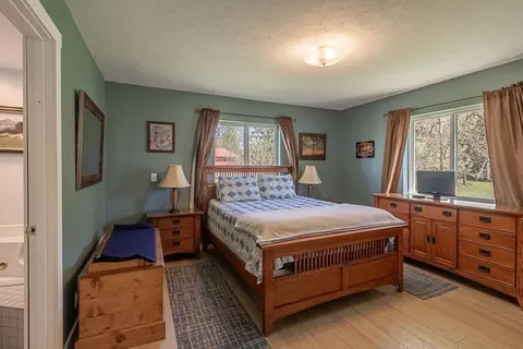 Bedroom - 21 W Chattaroy Rd, Colbert, WA 99005 photo 1 of 7