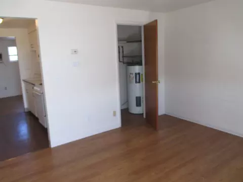 Living - 547 E Fairview Ave, Spokane, WA 99207 photo 4 of 5