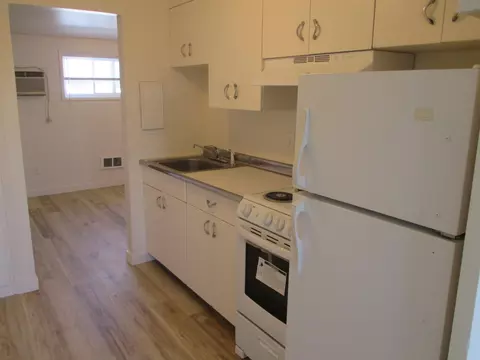 Kitchen - 547 E Fairview Ave, Spokane, WA 99207 photo 2 of 3