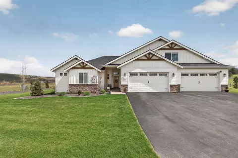 3021 S Rodeo Dr, Greenacres, WA 99016