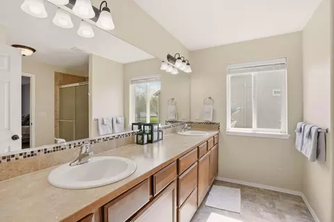 Bath - 418 E Parker Dr, Colbert, WA 99005 photo 1 of 4