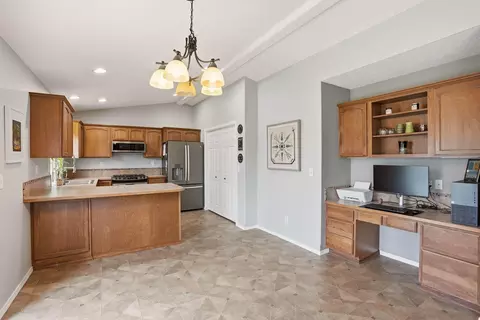 Kitchen - 418 E Parker Dr, Colbert, WA 99005 photo 1 of 4
