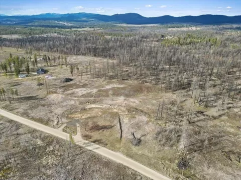 15015 Eistrup Rd, Elk, WA 99009 photo 3