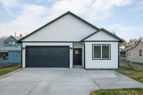 1802 E Wellesley Ave, Spokane, WA 99207