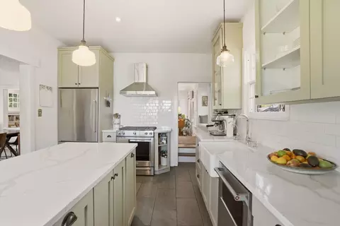 Kitchen - 943 E 16th Ave, Spokane, WA 99203 photo 5 of 5