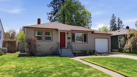 Exterior - 1228 E 40th Ave, Spokane, WA 99203 photo 13 of 14